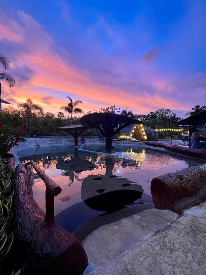 Termales Del Arenal Hotell La Fortuna Exteriör bild