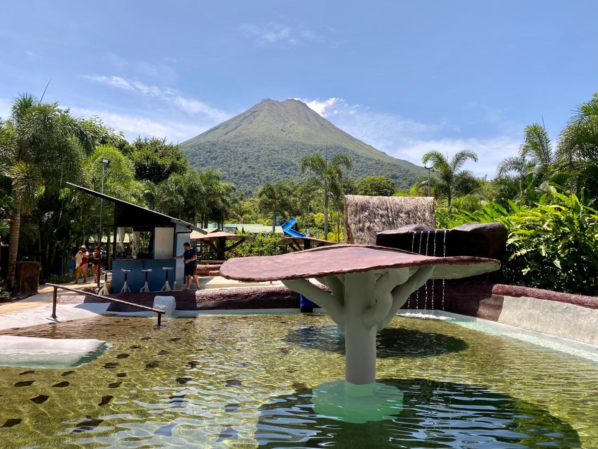 Termales Del Arenal Hotell La Fortuna Exteriör bild